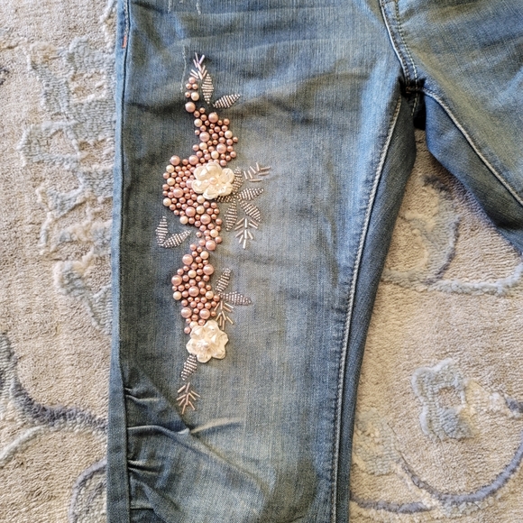 Jeans - Picture 4 of 11